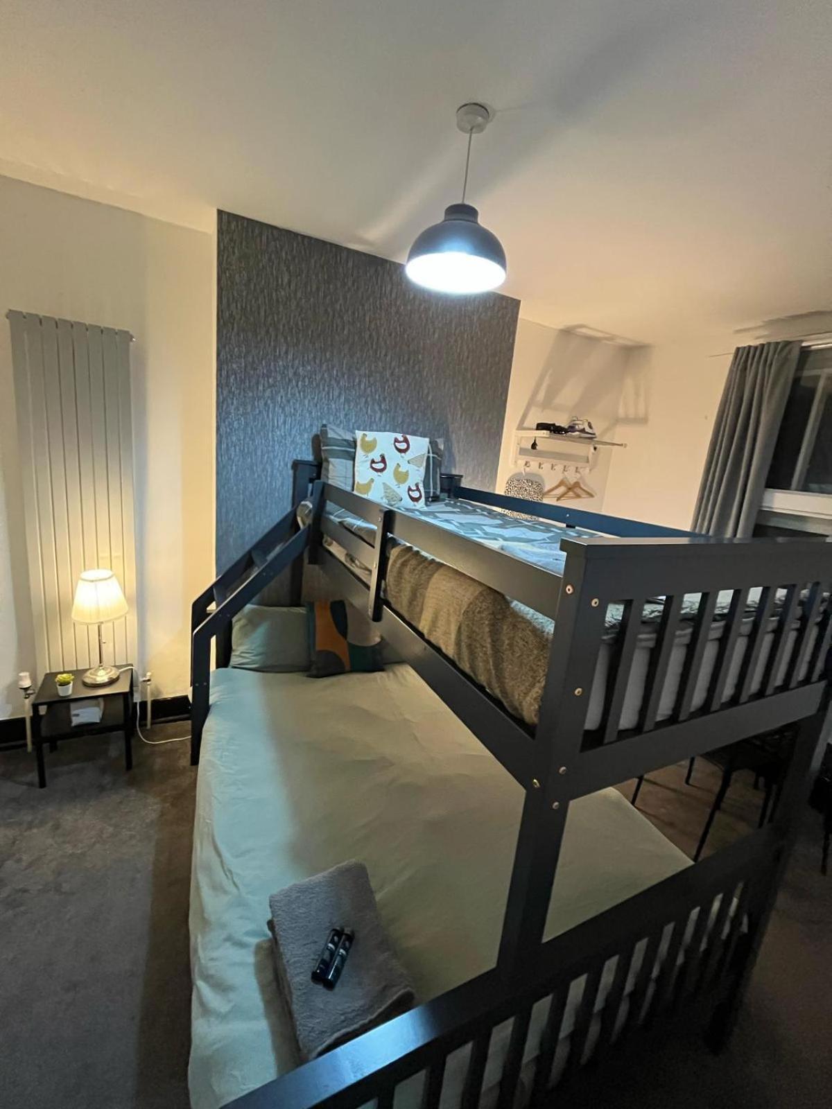 10 Minutes To Central London Vaux Экстерьер фото