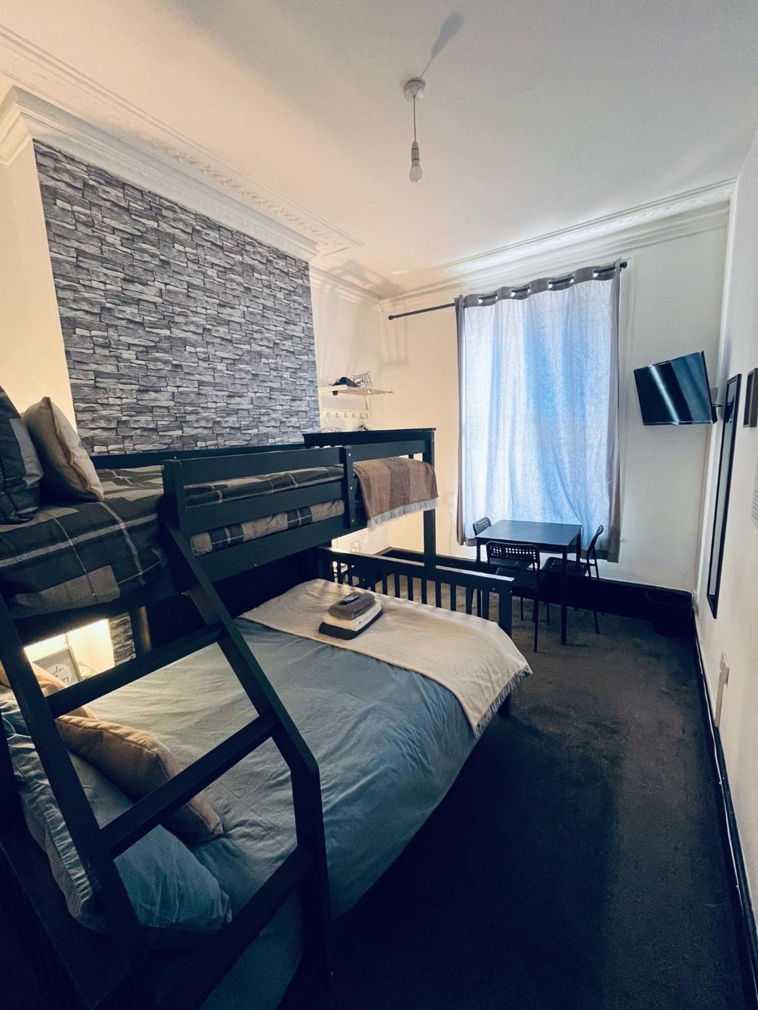10 Minutes To Central London Vaux Экстерьер фото